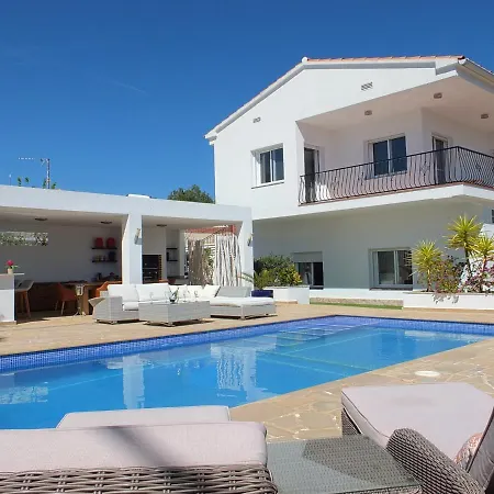 Villa Mimosa With 5bedrooms Air Conditioning & Private Swimming Pool And A Games Ideal For Families L'Ametlla de Mar