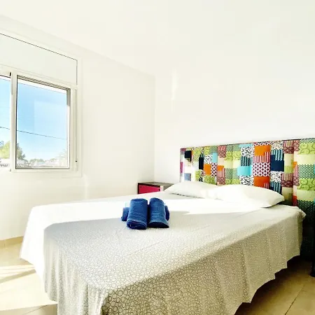 Mimosa With 5bedrooms Air Conditioning & Private Swimming Pool And A Games Ideal For Families * L'Ametlla de Mar