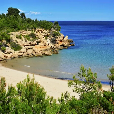 Mimosa With 5bedrooms Air Conditioning & Private Swimming Pool And A Games Ideal For Families *